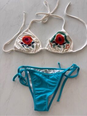 Opa Locka Embroidered Floral Triangle Halter Tie-Side Bikini Set M